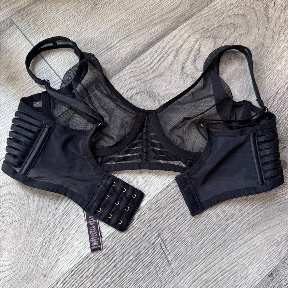 VS 34C Sheer Bra - Picture 2 of 5